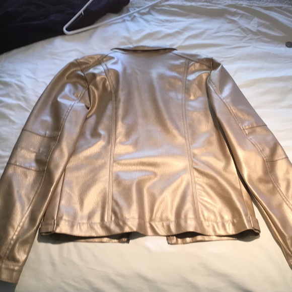 Jacket - Picture 4 of 4